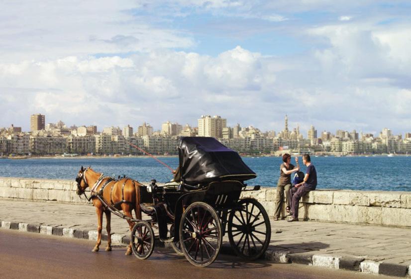 Grand Plaza San Stefano: Luxury Apartment with Mall Access Alexandria Exterior photo